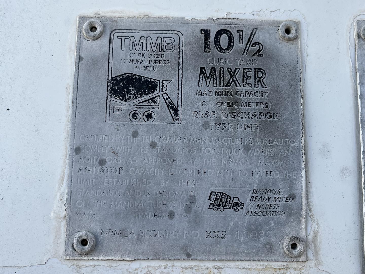 ./imagenes/INVOICE/2019/18210/CAMION REVOLVEDOR KENWORTH W900 (30).JPG